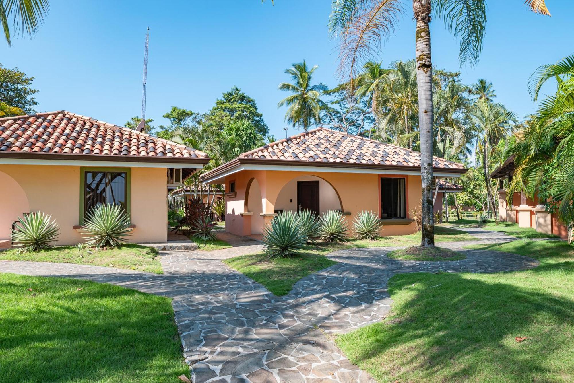 Sunset del Mar Beach Resort Esterillos Este Exterior foto